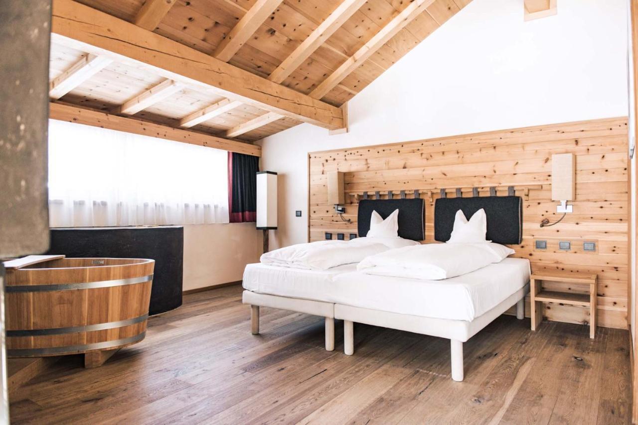 Tirler - Dolomites Living Hotel Alpe Di Siusi Eksteriør bilde